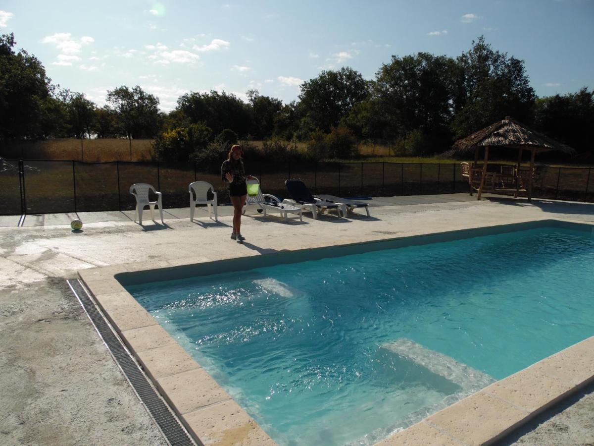 Camping Les Paillotes Payrac Buitenkant foto