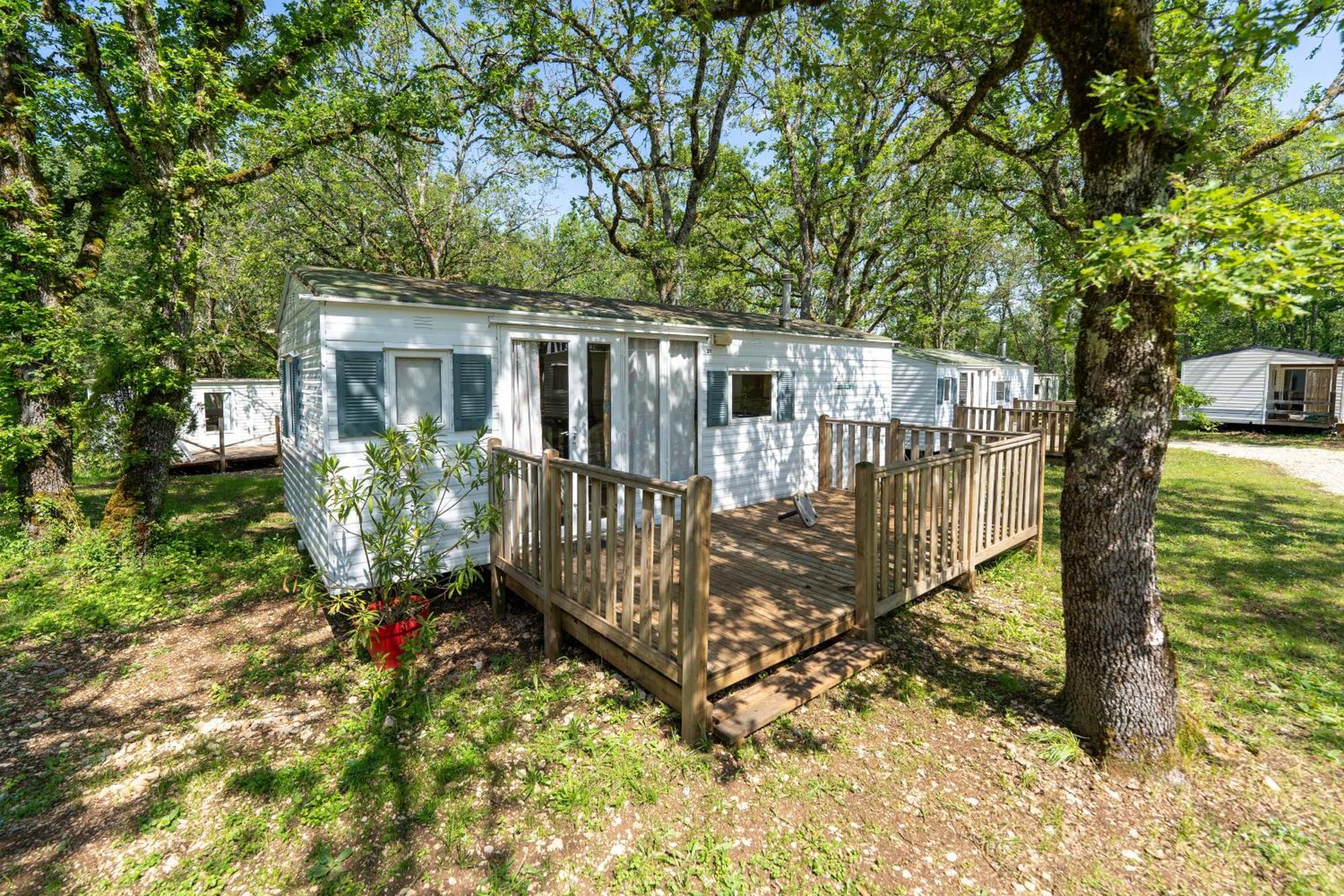 Camping Les Paillotes Payrac Buitenkant foto