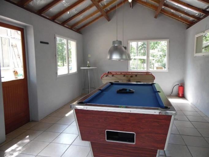 Camping Les Paillotes Payrac Buitenkant foto